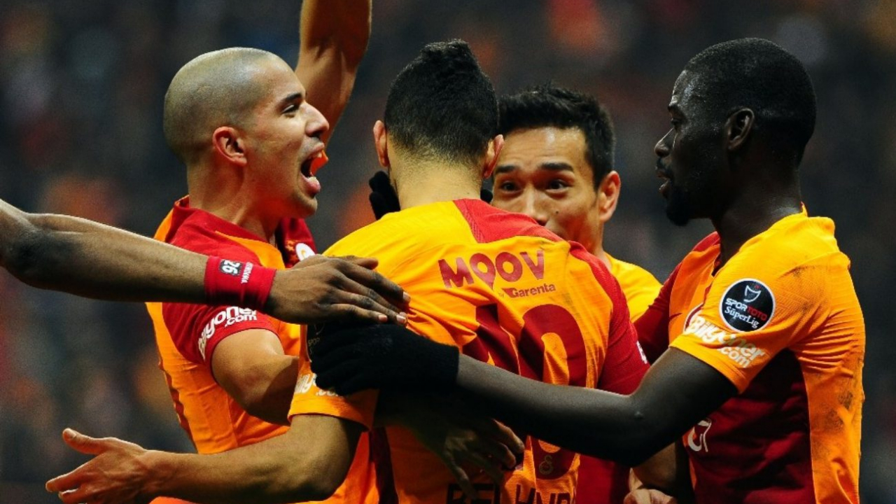 Galatasaray'da Feghouli'nin kaderi belli oldu!