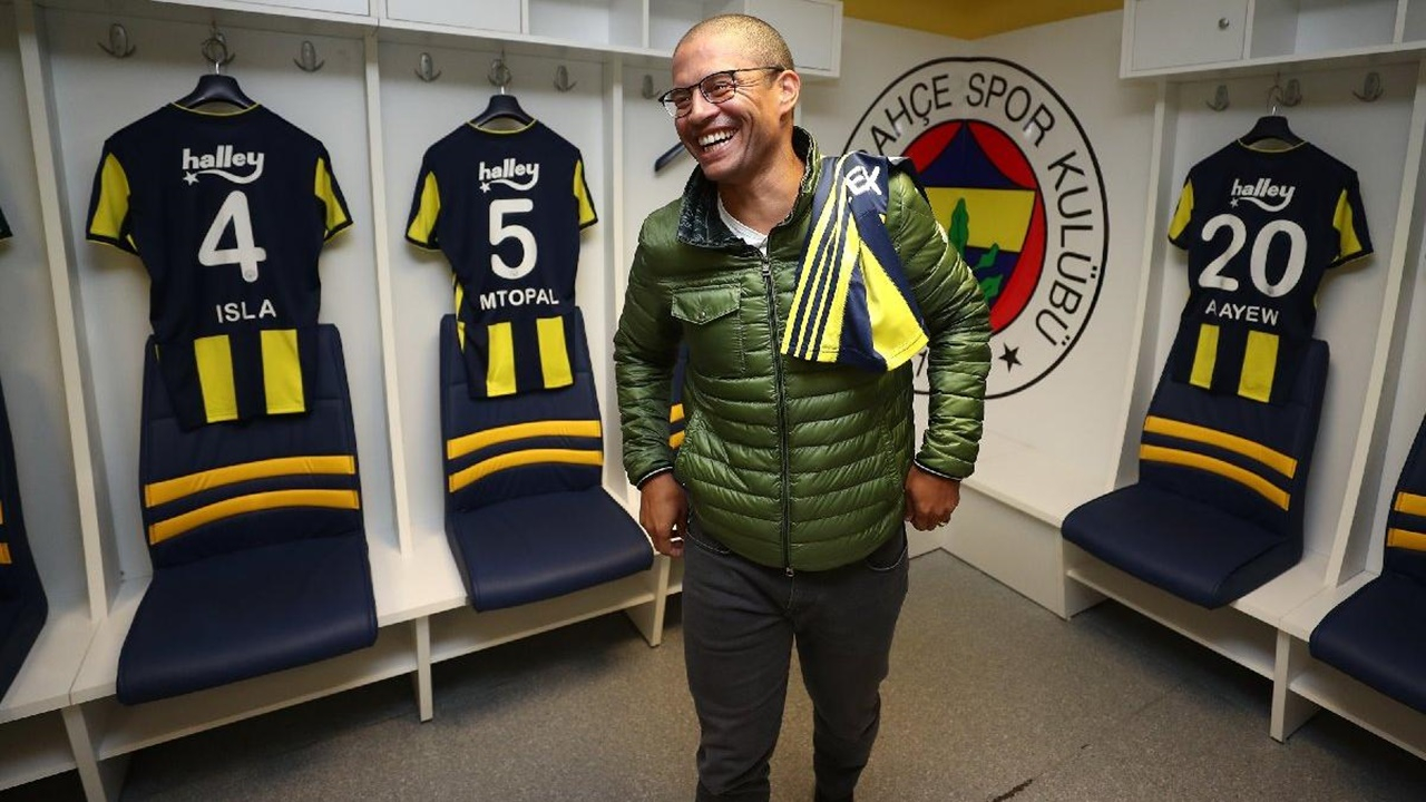 Alex'ten transfer bombası!