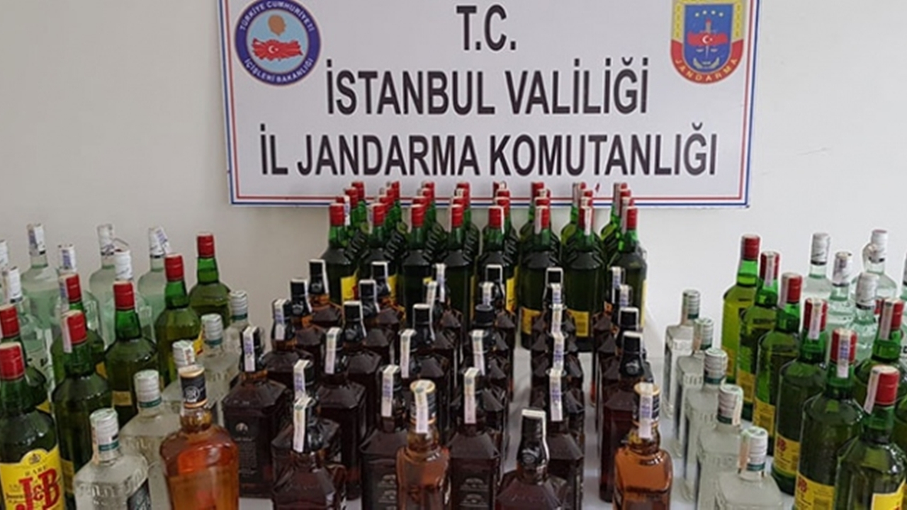 Karaman'da Jandarmadan kaçak alkol baskını: 2 gözaltı