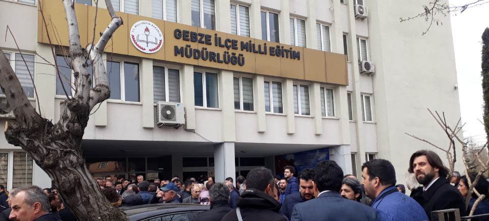 Müdür yardımcısı, öğrencisi tarafından öldürüldü!