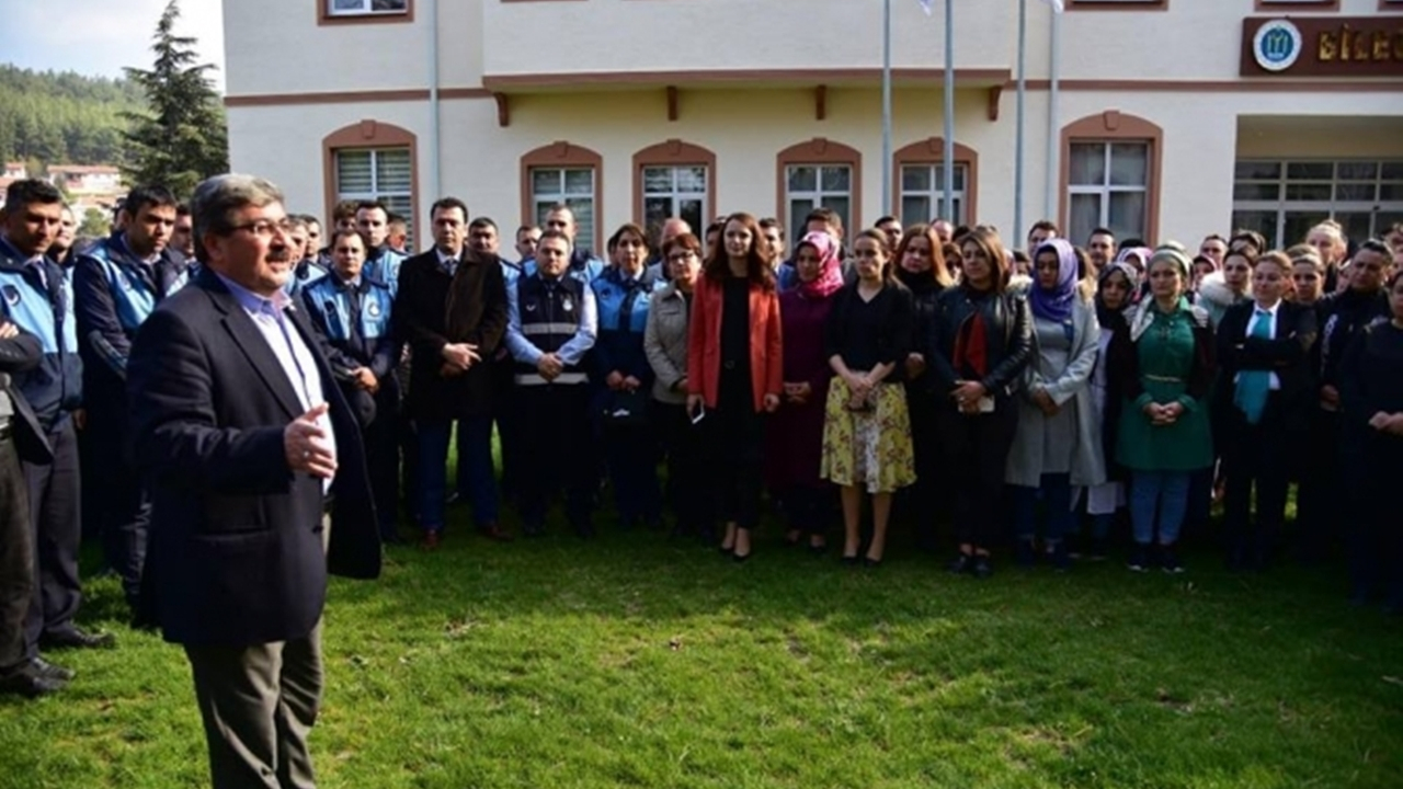 Bilecik'te Başkan Nihat Can, belediye personeli ile vedalaştı