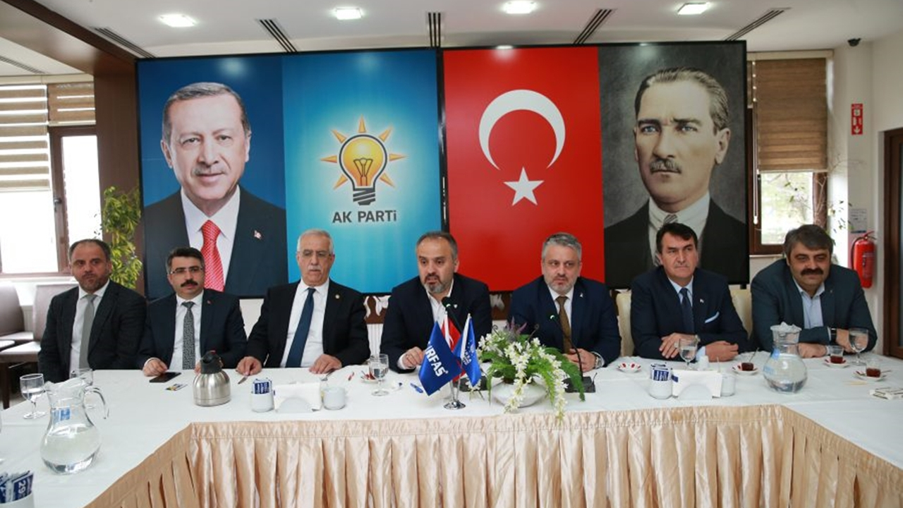Bursa'da Alinur Aktaş: “Artık icraat zamanı”