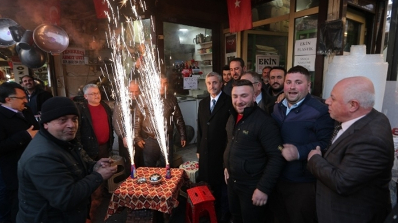 Gaziantep'te esnaftan Başkan Mehmet Tahmazoğlu’na sevgi seli