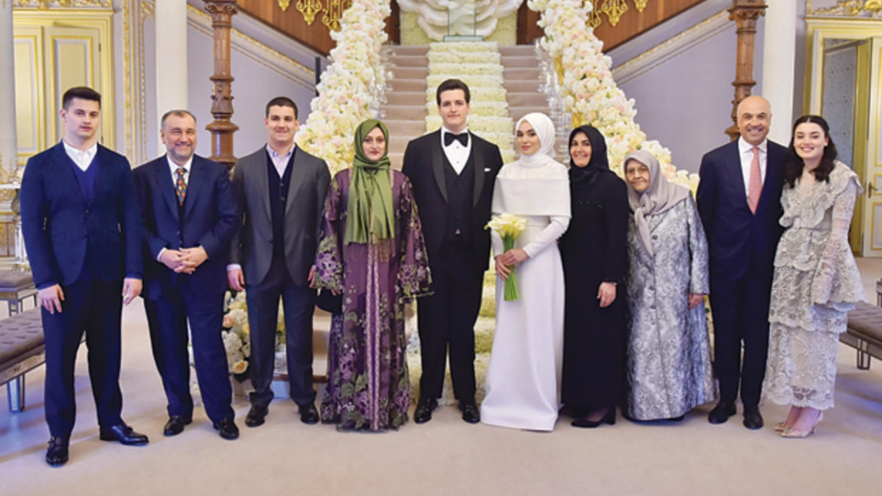 Ülker ve Tamince aileleri dünür oldu!