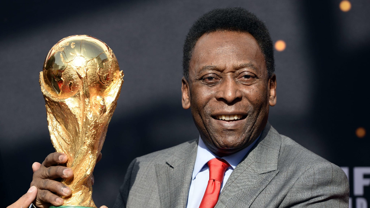 Pele hastaneye kaldırıldı!