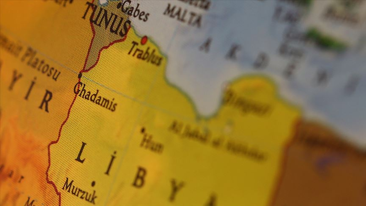 Trablus'a askeri saldırı başlattılar...