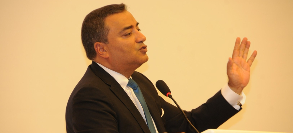 Siyasal rekabet milli unsurlar arasında olmalı...