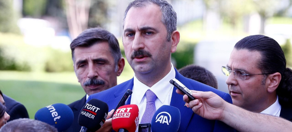"Fazla bağıran değil, haklı olan kazanacak!"