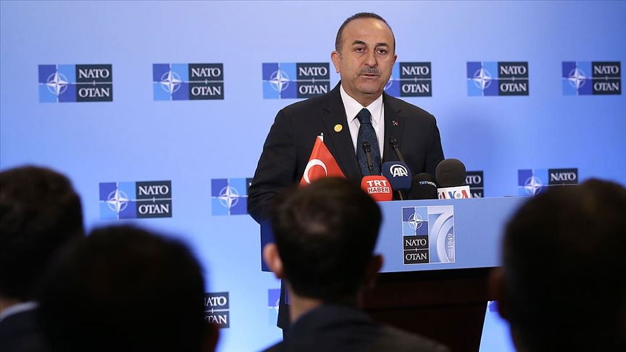 Bakan Çavuşoğlu,  Bolton'la görüştü...