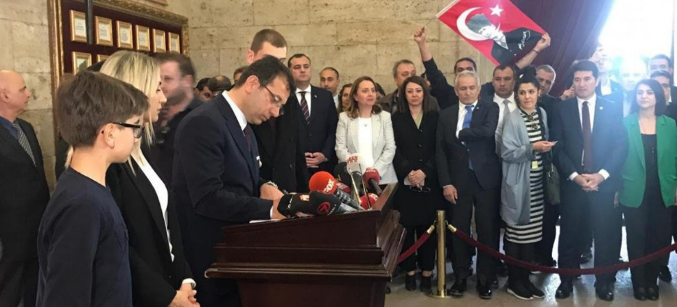 İmamoğlu'nun Anıtkabir ziyareti rahatsızlık yarattı!