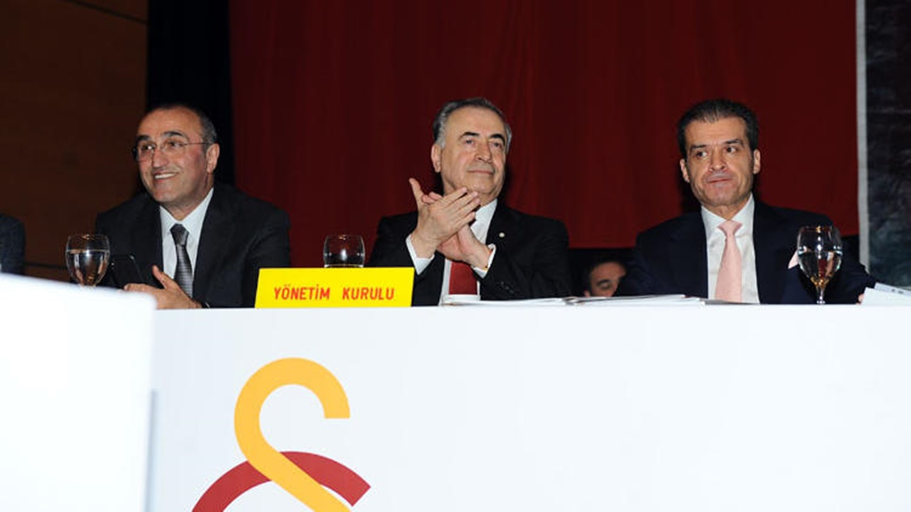 Galatasaray'da seçim zorunluluğu kalktı!