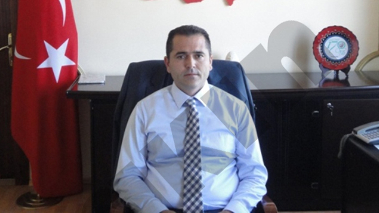 Isparta'da Abdullah Akdaş’dan pazardaki vatandaşa bez çanta