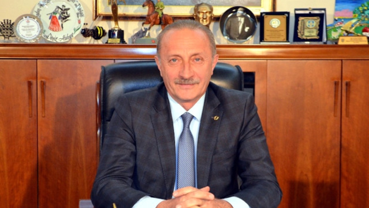 Aydın'da Başkan Deniz Atabay, Avukatlar Günü’nü kutladı