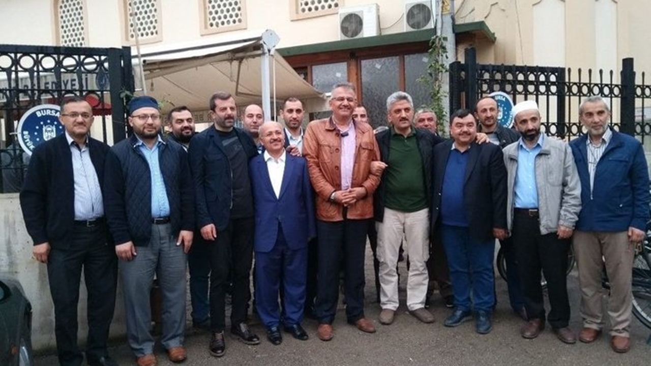 Bursa'da Başkan Mustafa Işık seher vakti halkla buluşuyor