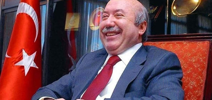 Eski Maliye Bakanı Kemal Unakıtan hayatını kaybetti