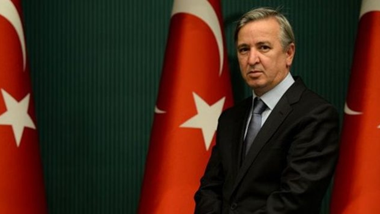 AK Parti'de yaşanan sancıyı tek paragrafa sığdırdı