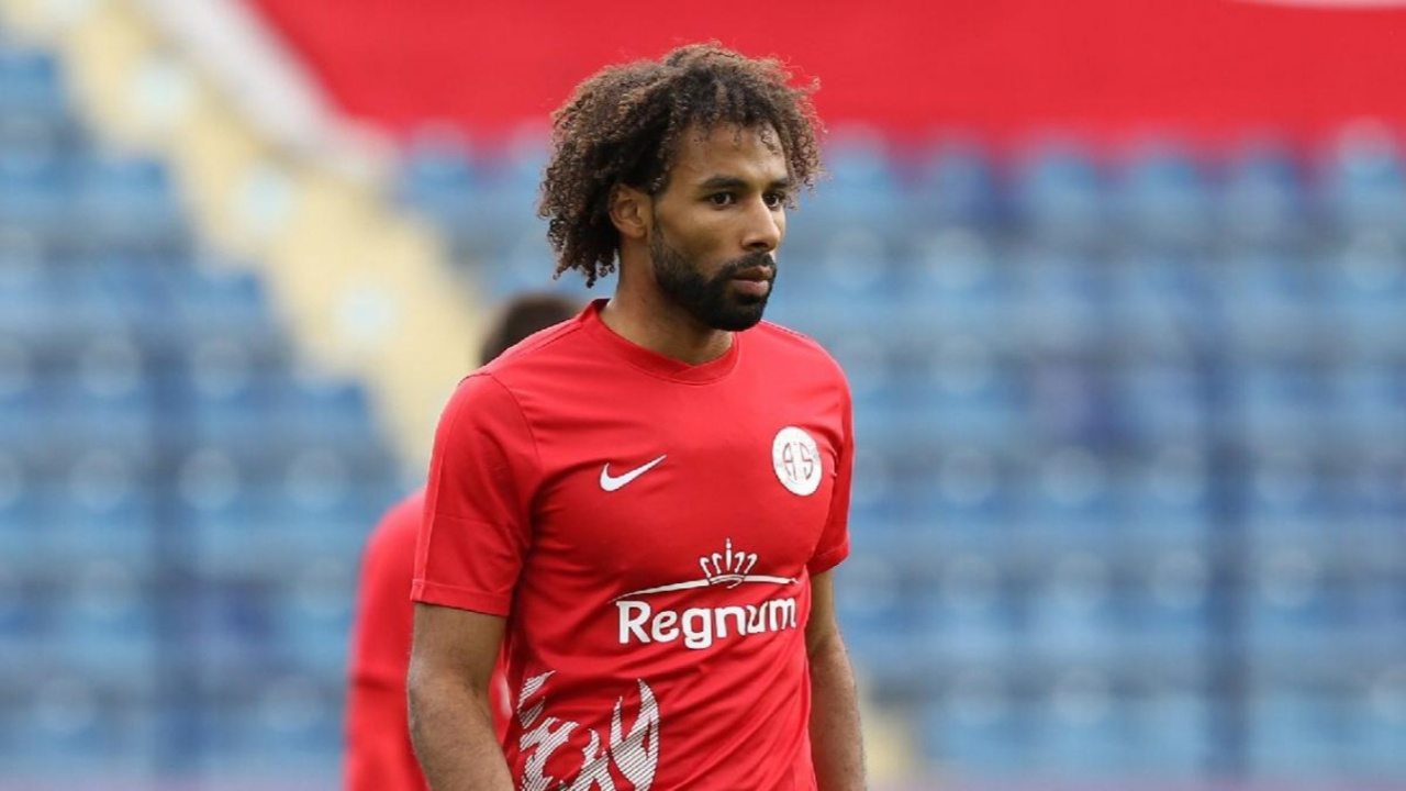 Süper Lig devi Sangare ile söz kesti!