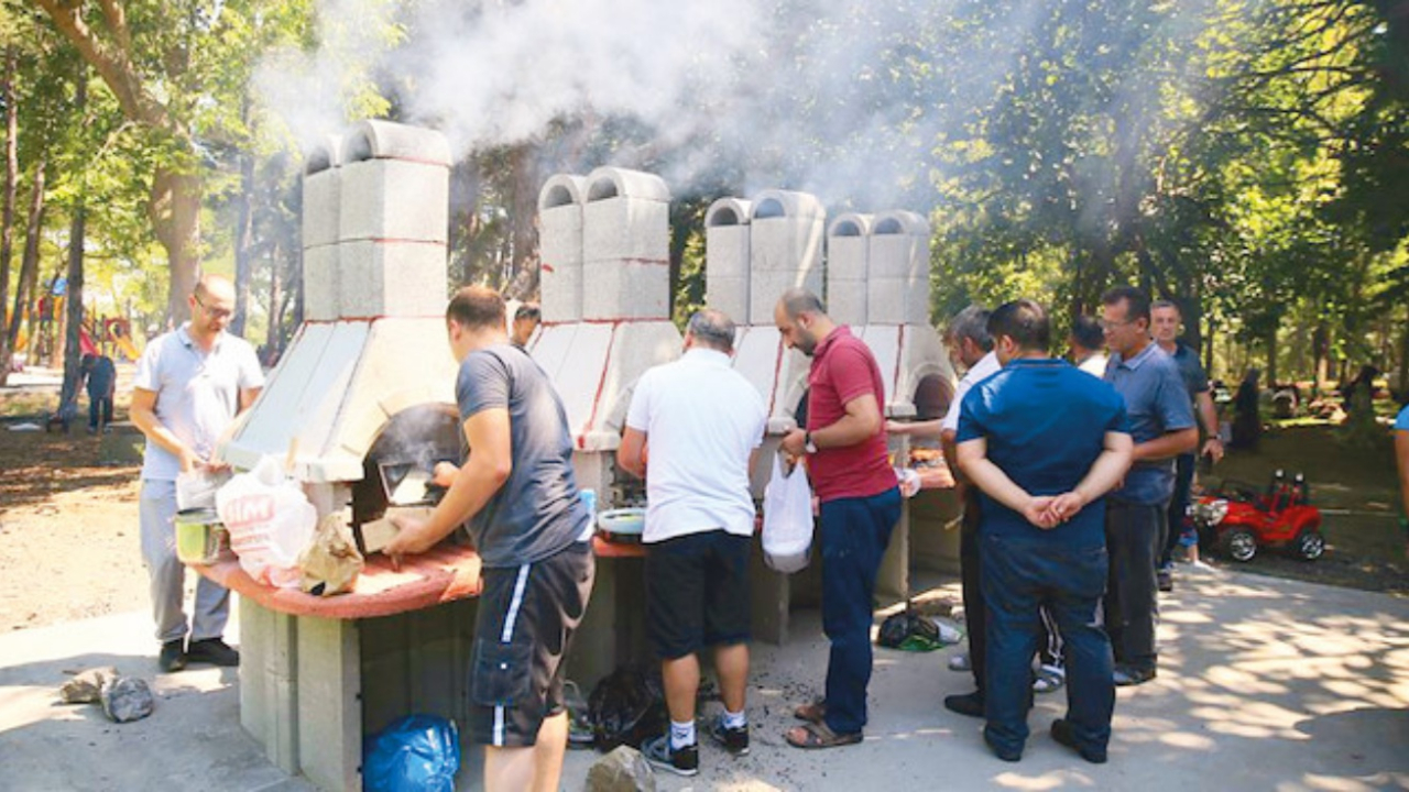 Esenler'de mangal referandumu!