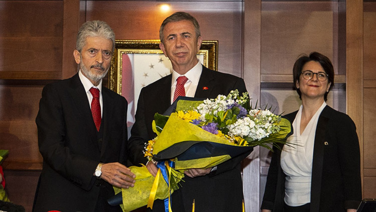 Mansur Yavaş görevi Tuna'dan devraldı!