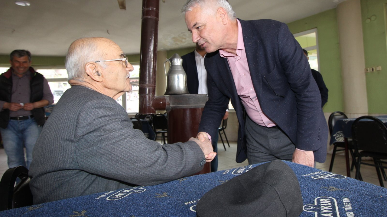 Manisa'da Başkan Zeki Bilgin, 2 günde 24 programa katıldı