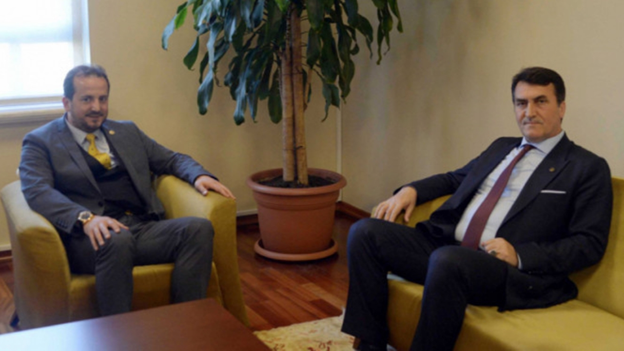Bursa'da Vekil Refik Özen’den Dündar’a tebrik ziyareti