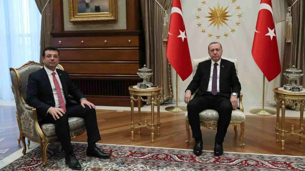 Kemal Öztürk'ten Erdoğan-İmamoğlu kıyaslaması