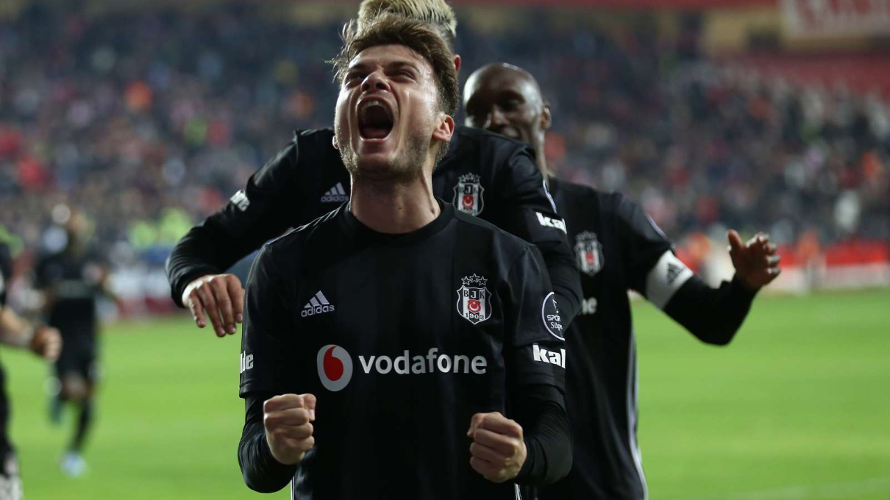 Resmi açıklama: Bonservisini alıyoruz