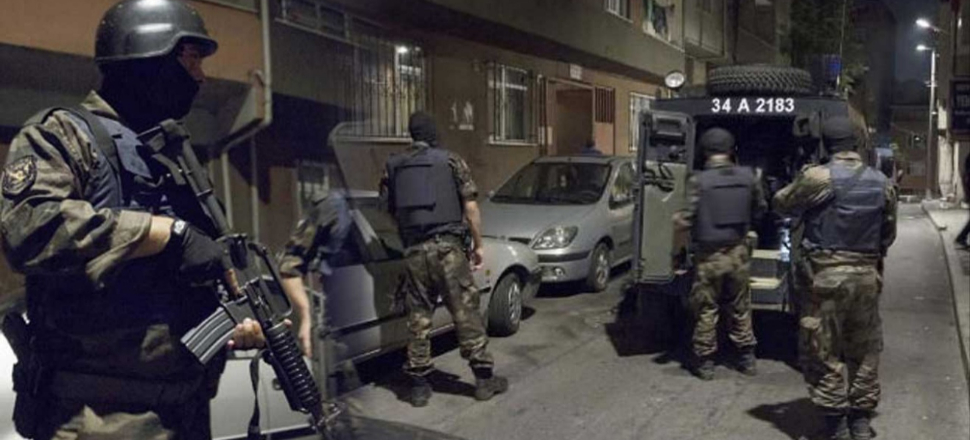Dört çocuklu ev kadını terörist çıktı!