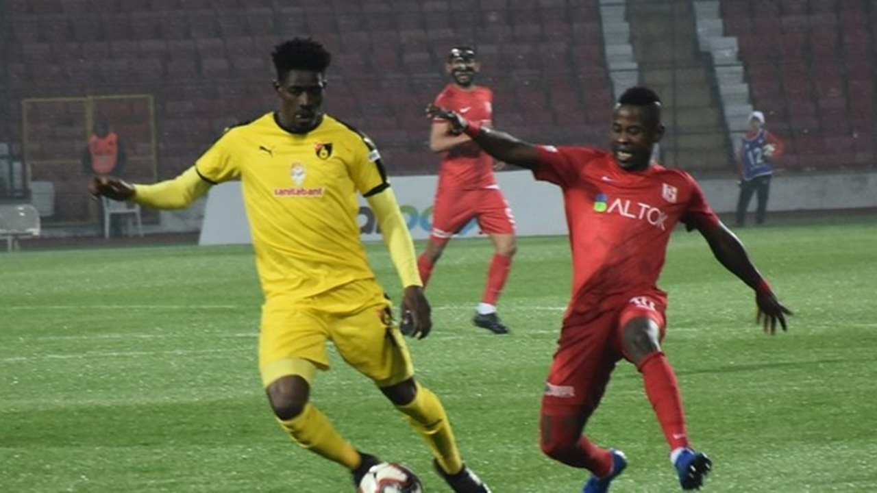 İstanbulspor, Osmanlıspor'u 90'da yıktı!