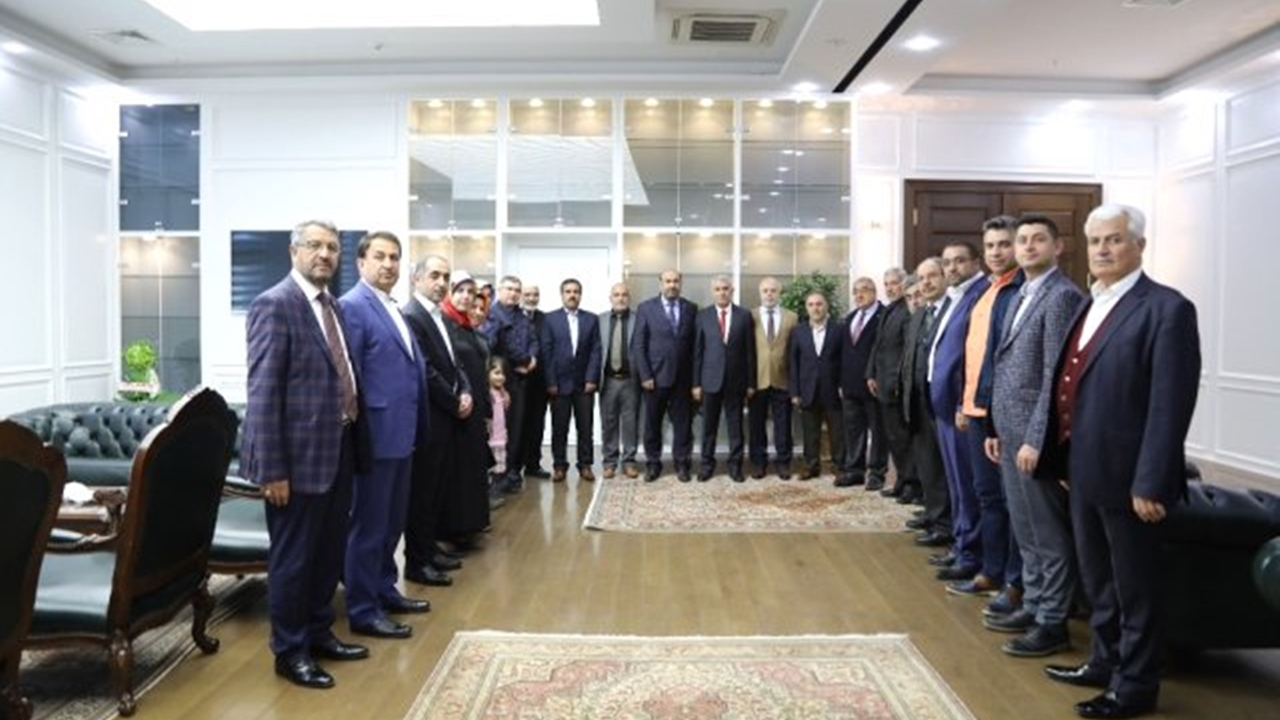 Malatya'da AK Parti’den Osman Güder’e hayırlı olsun ziyareti