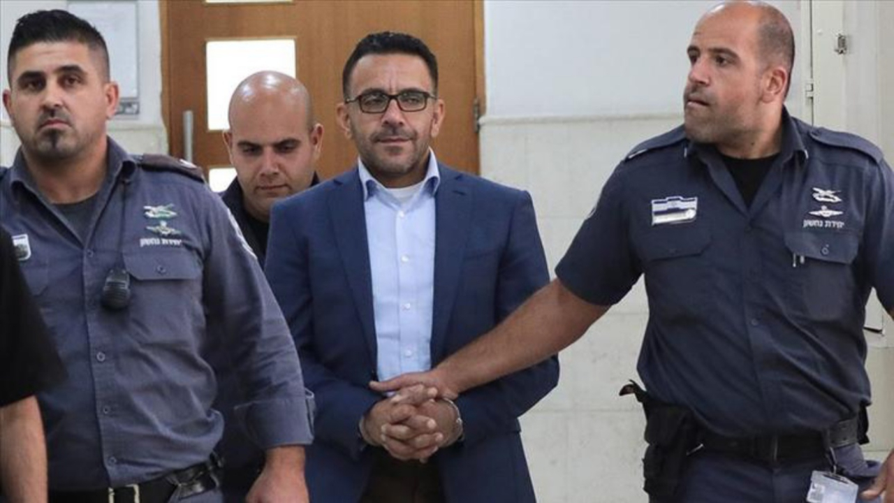 Kudüs Valisi ve 17 Filistinli gözaltına alındı!