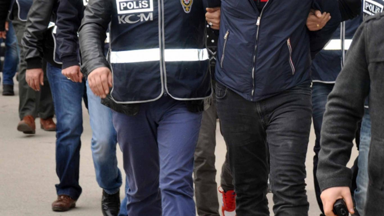 FETÖ'nün TSK'daki mahrem imamlarına operasyon!