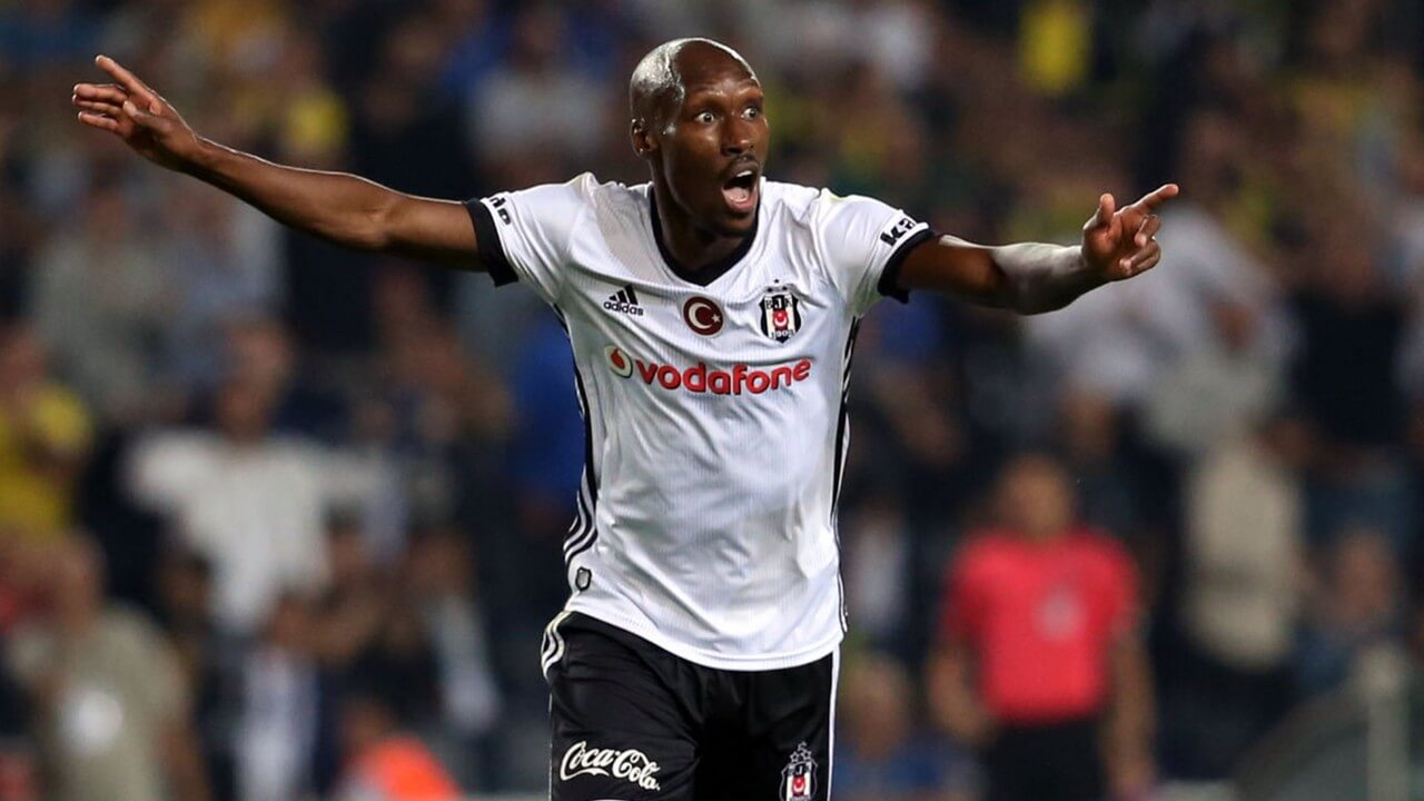 Benjamin Button'ın bırakmaya niyeti yok!