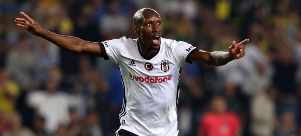 Benjamin Button'ın bırakmaya niyeti yok!