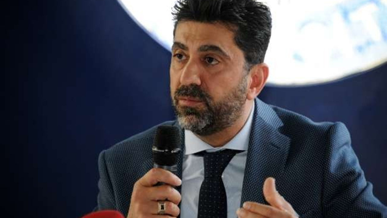 Aydın'da ADÜ Rektörü Osman Selçuk Aldemir; açtı ağzını yumdu gözünü