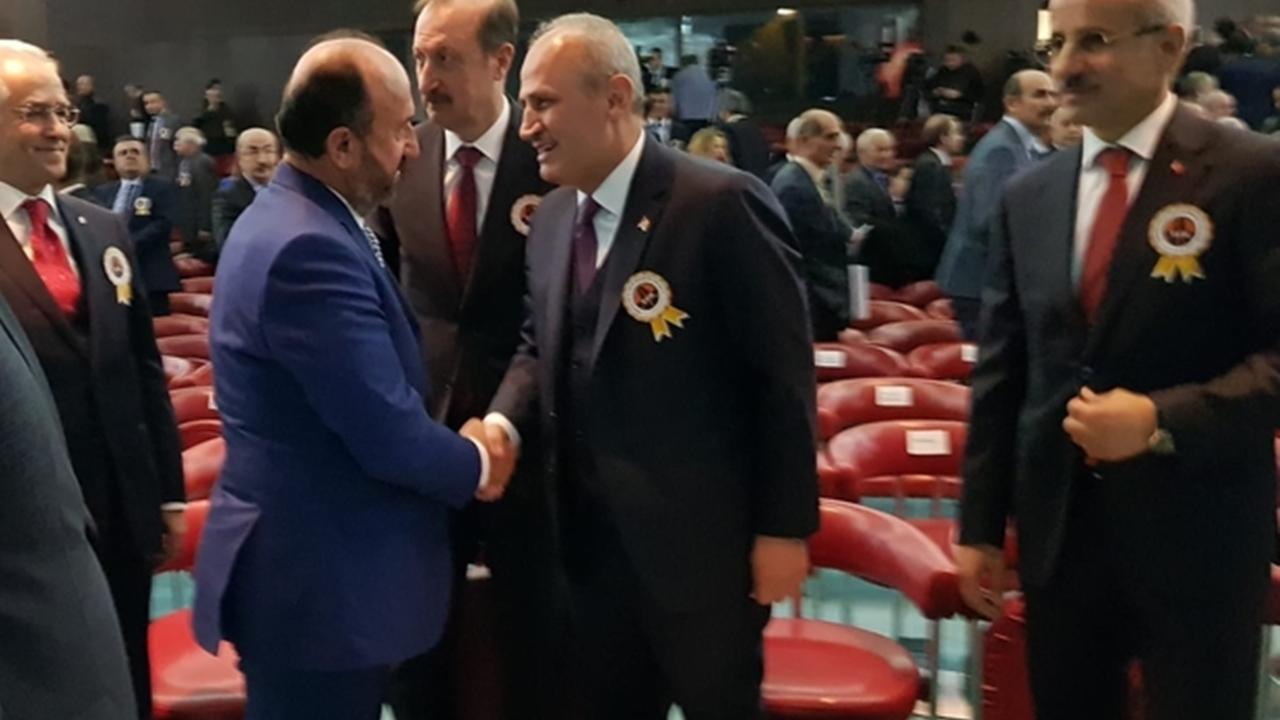 Çorum'da Milletvekili Erol Kavuncu, Bakan Turhan ile görüştü