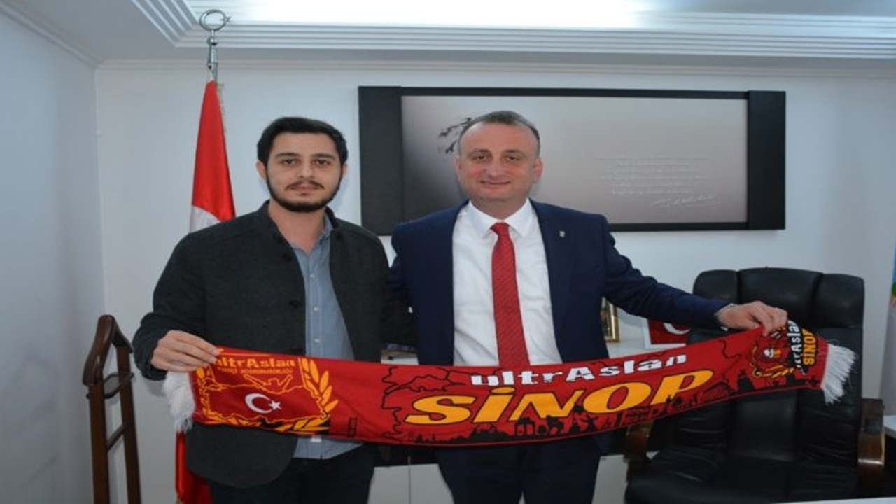 Sinop UltrAslan’dan Başkan Barış Ayhan’a atkı