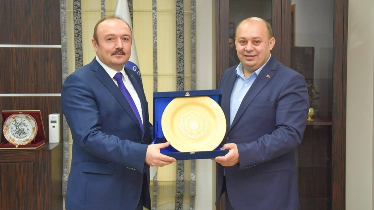 Balıkesir'de Rektör Süleyman Özdemir : "Gönen sağlık kenti olacak"
