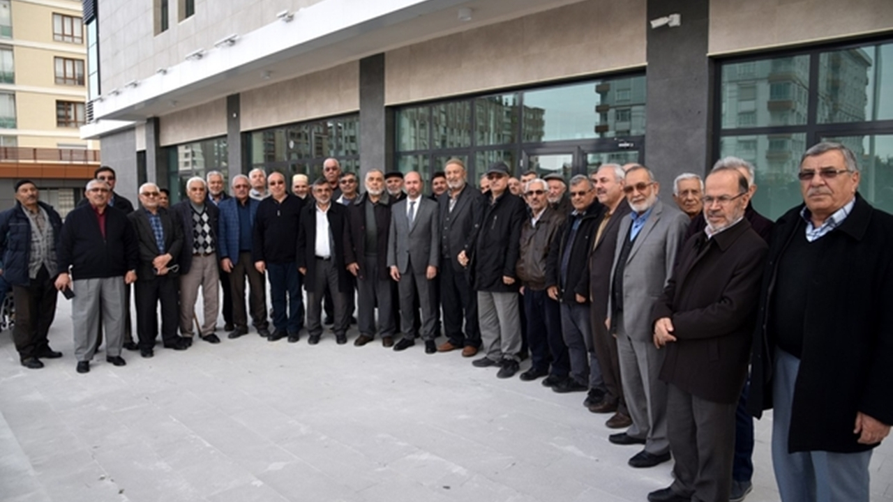 Konya'da Başkan Ahmet Pekyatırmacı’dan Yazır Emekli Lokali’ne ziyaret
