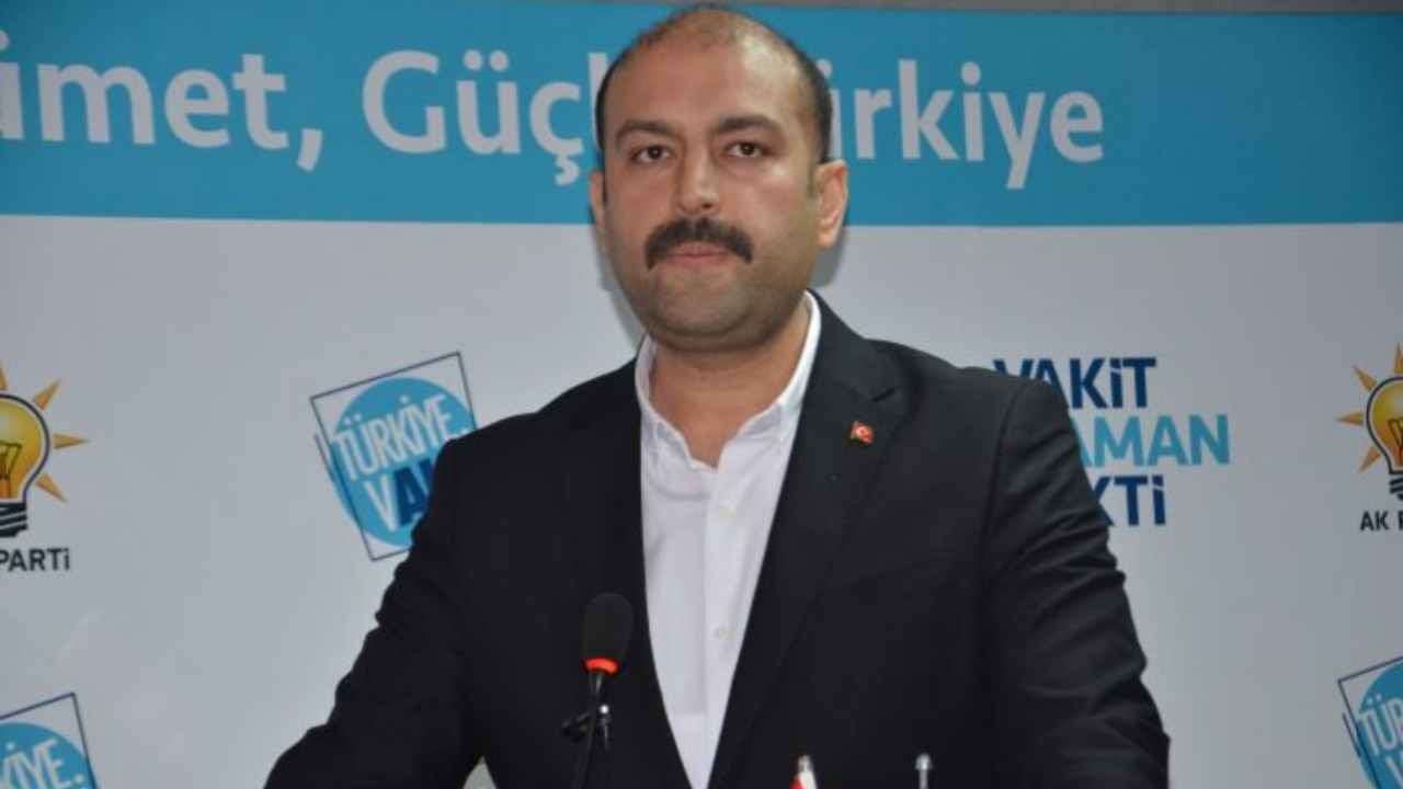 AK Parti'li bir il başkanı daha istifa etti!