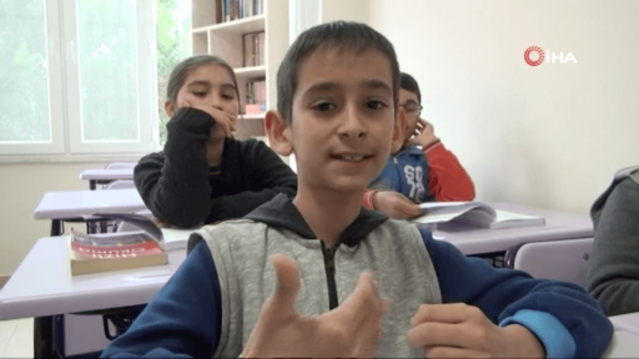 12 yaşında dünya hızlı okuma rekoru kırdı!