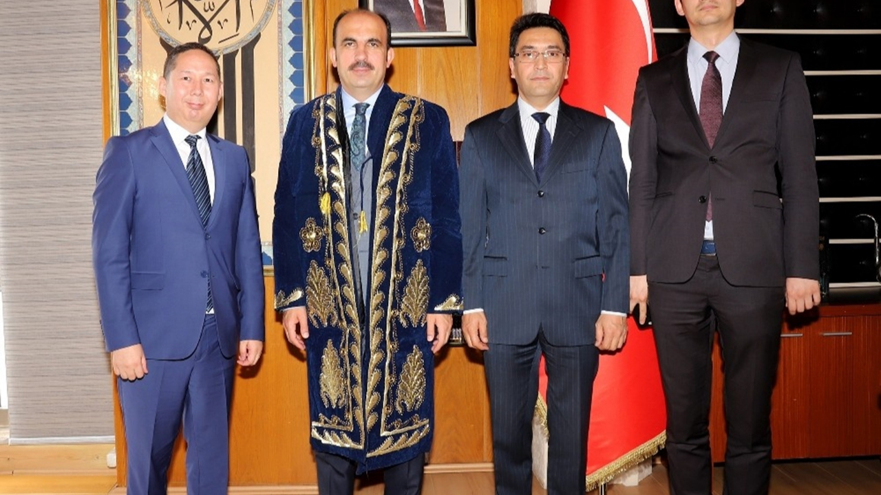 Konya'da Özbek heyetten Başkan Uğur İbrahim Altay’a ziyaret
