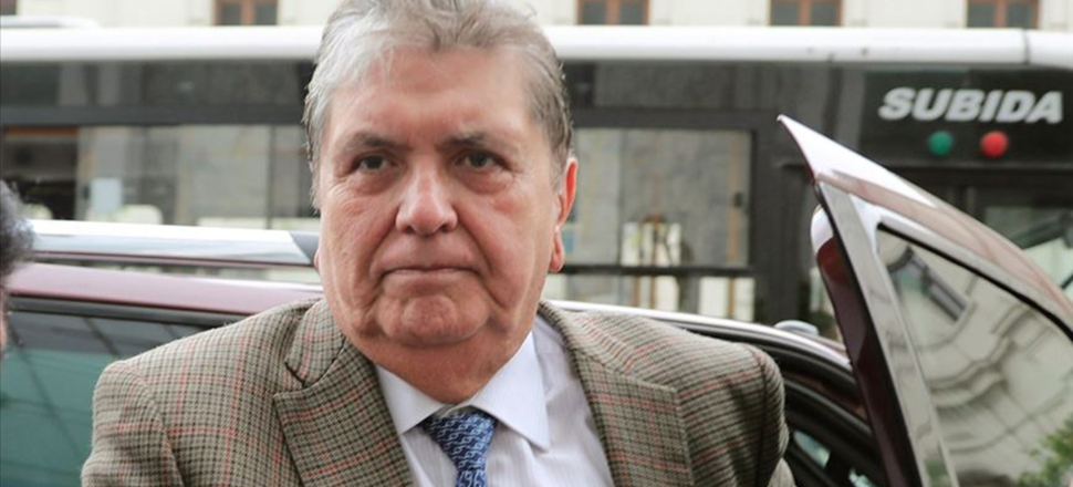 Eski devlet başkanı tutuklanmadan intihar etti...