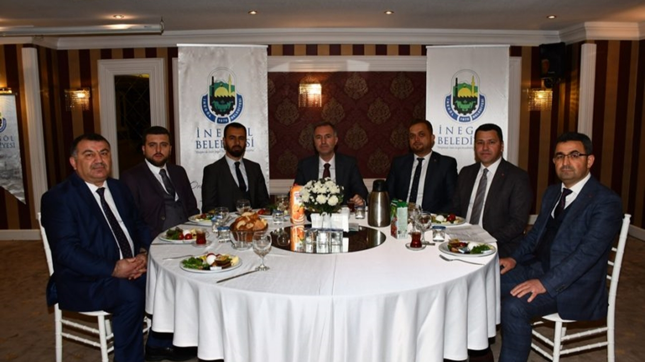Bursa'da Başkan Alper Taban yeni kadrosunu tanıttı