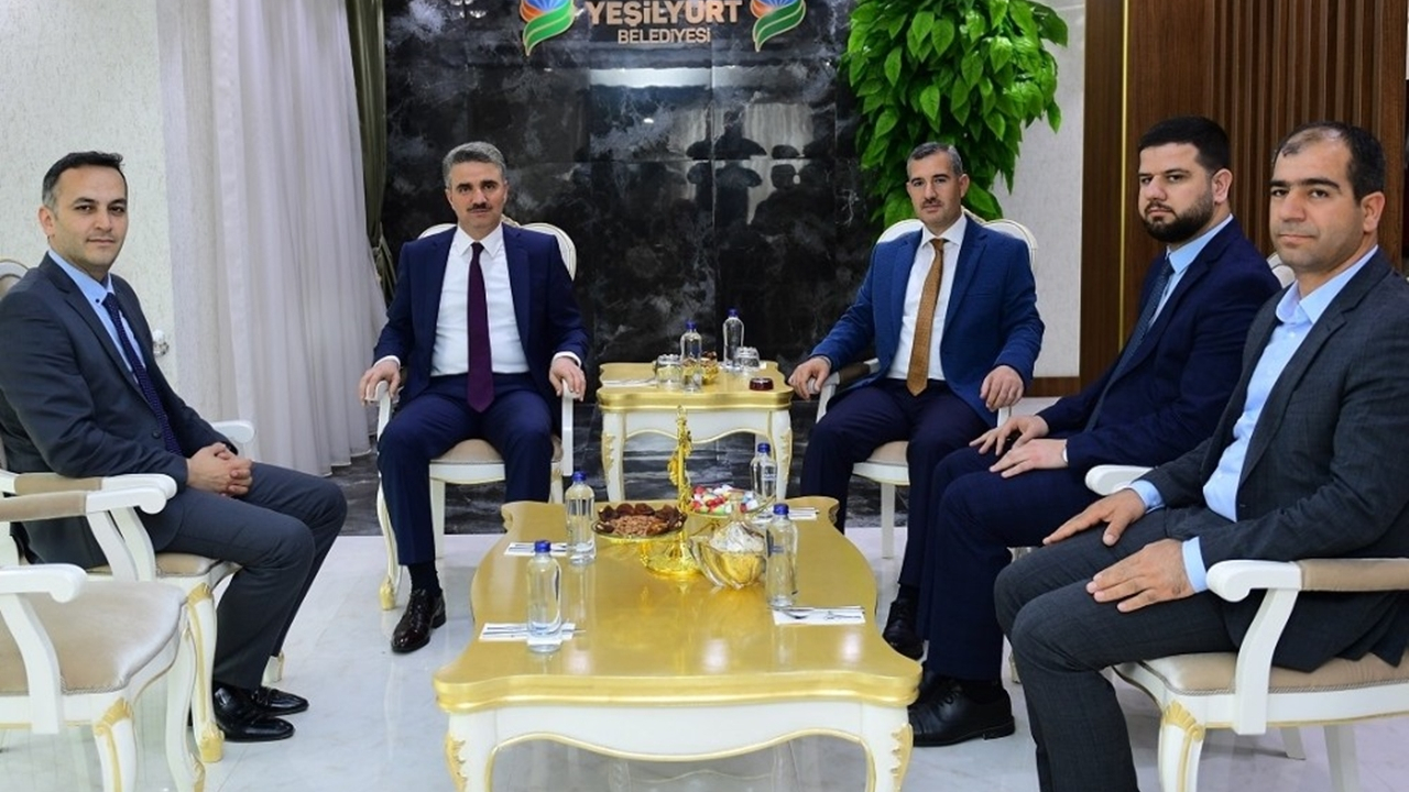 Malatya'da Vali Aydın Baruş’tan Mehmet Çınar’a ‘hayırlı olsun’ ziyareti
