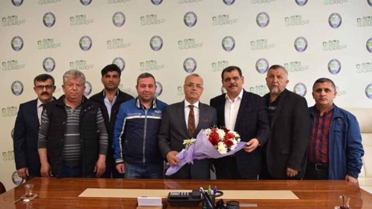 Manisa'da Başkan Zeki Kayda’ya ziyaretçi akını