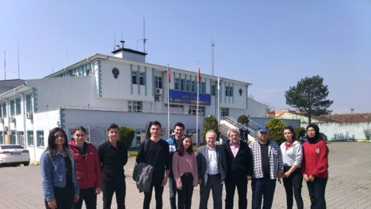 Düzce'de Hüseyin Deniz gençlerle bir araya geldi