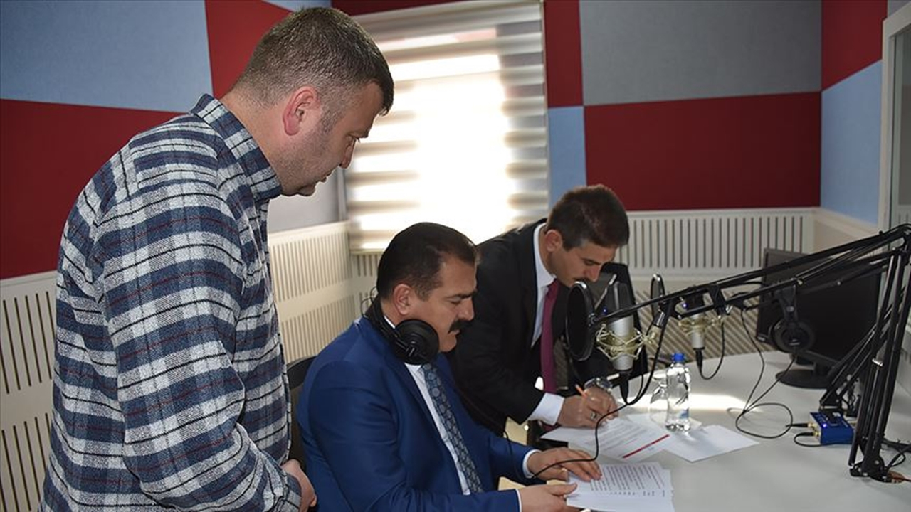 Hakkari FM yayın hayatına başladı...