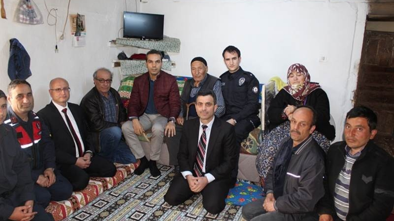 Kütahya'da Kaymakam Hasan Çiçek: Şehit ve gazilerimiz başımızın tacı