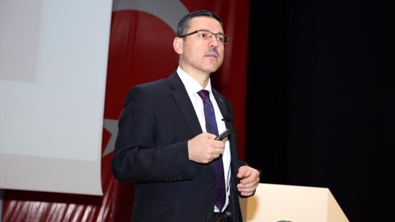 İstanbul'da Sayıştay Başkanı Seyit Ahmet : Amacımız denetimi herkese yayabilmek